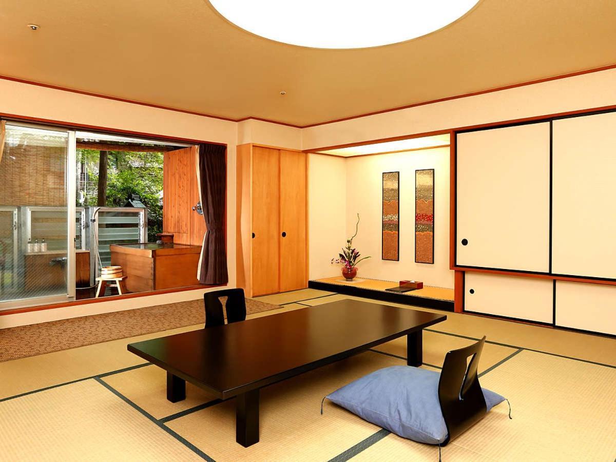 Notoya Hotel โคมัตสึ ภายนอก รูปภาพ